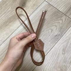 jouetie JJエンブレム ループタイ ブラウン