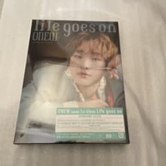 ONEW Japan 1st Album Life goes onのサムネイル