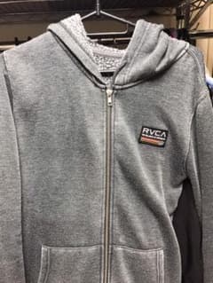 パーカー　RVCA rvcaのサムネイル