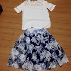 トップス スカートセット 新品☆のサムネイル