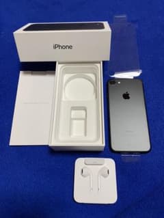 iPhone 7 256 GB 新品未使用交換品のサムネイル