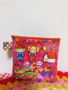 昔の玩具のリメイクポーチ❁︎Sサイズのサムネイル