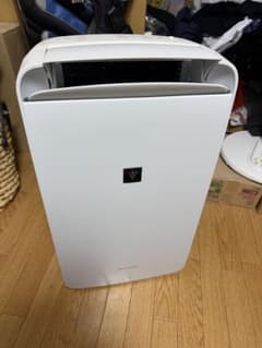 2023년제 샤프 냉풍·의류 건조 제습기 컴팩트 쿨 CM-R100-W