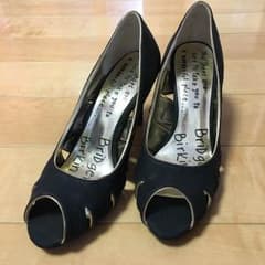 【BriDgit BirKin】オープントゥ パンプス【美品】のサムネイル