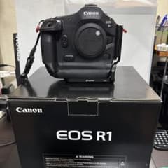 Canon EOS R1 本体のサムネイル