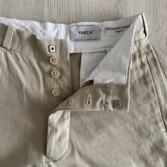 YAECA  チノワイドテパードパンツ　29のサムネイル