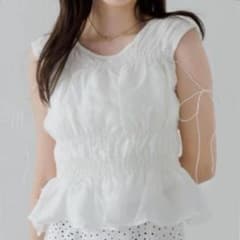 SENEE 】shirring blouse（シャーリングブラウス） - メルカリ