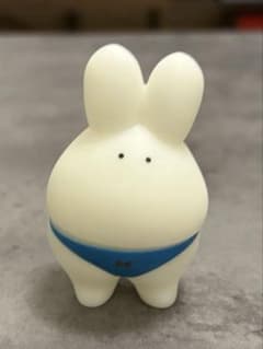 うさぱんつ 青 ソフビ ミニチュアフィギュアのサムネイル