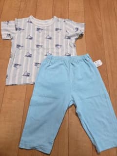 【005】UNIQLOキッズ パジャマ 上下セット ドラえもん柄 ライトブルーのサムネイル