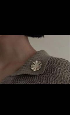 h'eres / ヒアーズ】F brooch ブローチ - メルカリ