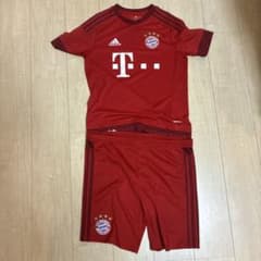 adidas FC Bayern München ユニフォーム 上下セットのサムネイル
