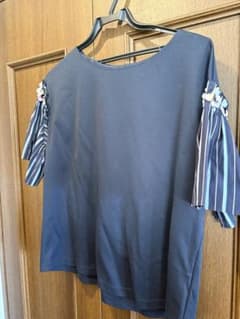 Rose Tiara 半袖Tシャツ 42のサムネイル