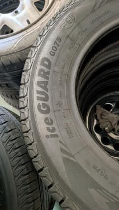 YOKOHAMA iceGUARD G075 スタッドレス 16インチのサムネイル