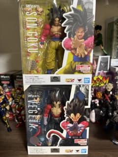 S.H.Figuarts スーパーサイヤ人4 孫悟空　ベジータセットのサムネイル