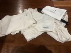 KONNY 抱っこ紐 XS ホワイト　美品のサムネイル