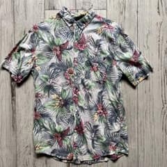 H&M アロハシャツのサムネイル