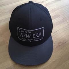 NEW ERA  キャップのサムネイル