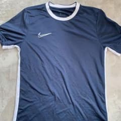 NIKE Tシャツのサムネイル