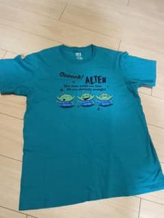 ユニクロ Tシャツのサムネイル
