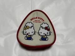212 KITCHEN STORE✖️サンリオ　 おにぎりポーチ ハローキティのサムネイル