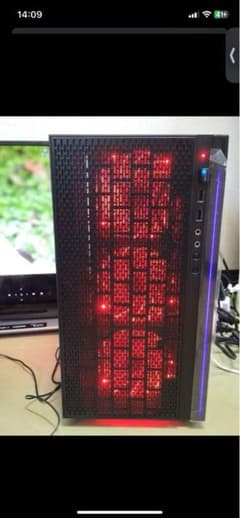 ゲーミングPCのサムネイル