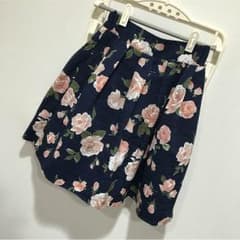 花柄キュロットのサムネイル