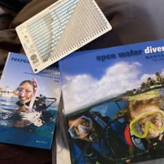 PADI　オープンウォーターのサムネイル