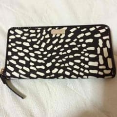 GW最終日セール！kate spade  アニマル柄財布 超美品！のサムネイル