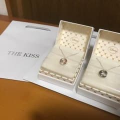 The Kiss ペアネックレス ✨新品未使用✨ 値下げ交渉受け付け！のサムネイル
