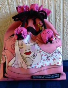 ロラライハリス　ハンドメイド　ボストン　バック　巾着袋 ハンドメイド 巾着袋 ロラライハリス レディ柄 - メルカリ