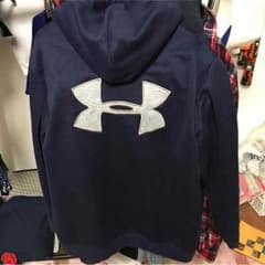 アンダーアーマーパーカーのサムネイル