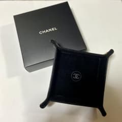 【期間限定発売】CHANEL アクセサリーケース入れのサムネイル