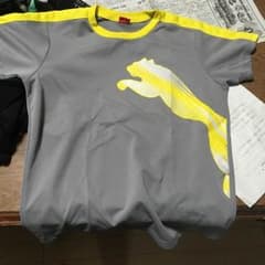 プーマの服のサムネイル