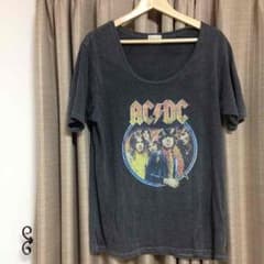 アングリッド ロックTシャツのサムネイル
