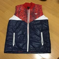 アディダス ベストのサムネイル