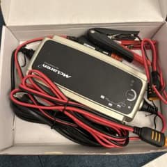 新品】マクラーレンMcLaren 純正 バッテリーチャージャー LIB7.0
