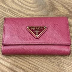 【PRADA】サフィアーノレザー キーケース ピンクのサムネイル