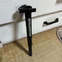 STAYSTRONG シートポスト クイックリリース ブラック - メルカリ