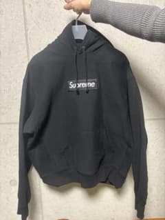 Supreme ブラックパーカー 2024年モデルのサムネイル