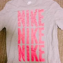 ナイキ Tシャツのサムネイル