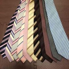 ゆかいなサン専用❤️ネクタイのサムネイル