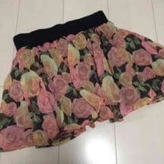 薔薇柄スカパンのサムネイル