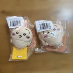 치이카와 토끼 투성이 추첨 E상 봉제인형 배지 2종 세트