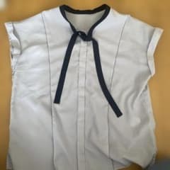 yecca vecca ブラウス 半袖のサムネイル