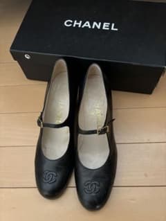 CHANELパンプスのサムネイル
