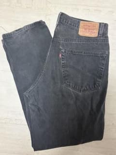 美品 Levi's 560 ブラックデニムパンツ W36 L30のサムネイル