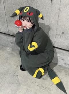 ポケモン ブラッキー 着ぐるみのサムネイル