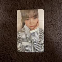 SMTOWN LIVE 2025 in TOKYO トレカ　イェオンのサムネイル
