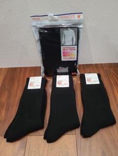 ユニクロ　ヒートテック　ソックス　クルーネックT　UNIQLOのサムネイル