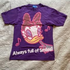 TokyoディズニーリゾートのTシャツのサムネイル